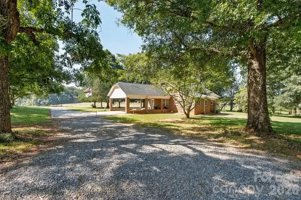 3336 Startown RD, Newton, NC 28658