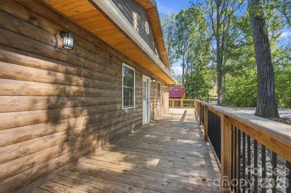 3532 Dogwood LN, Morganton, NC 28655