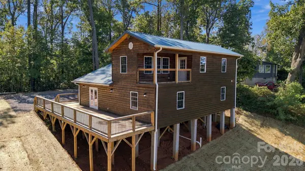 3532 Dogwood LN, Morganton, NC 28655