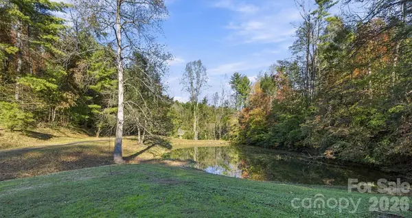 2395 Good Times LN, Lenoir, NC 28645