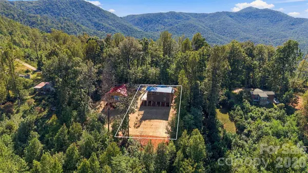 3532 Dogwood LN, Morganton, NC 28655