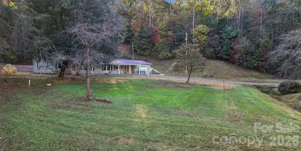 2395 Good Times LN, Lenoir, NC 28645