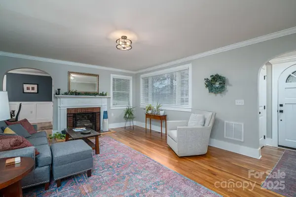 628 W 8th ST, Newton, NC 28658