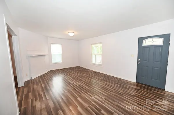 106 Virginia ST SW, Lenoir, NC 28645