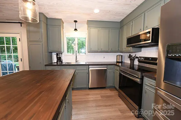 5643 Wesley ST #62-65/A, Hickory, NC 28601