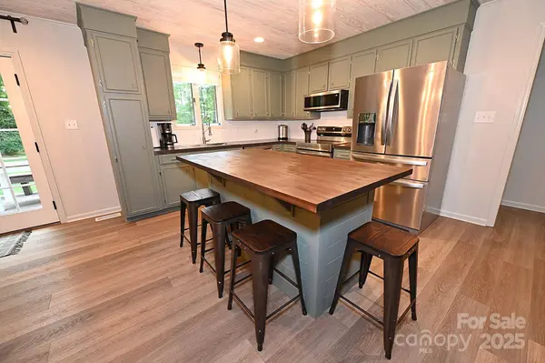 5643 Wesley ST #62-65/A, Hickory, NC 28601