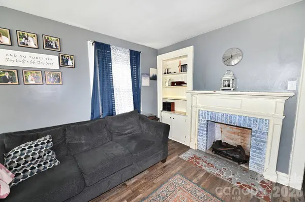 614 S Ashe AVE, Newton, NC 28658