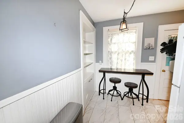 614 S Ashe AVE, Newton, NC 28658