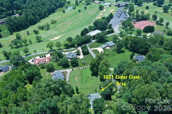 3021 Cedar Crest DR, Lenoir, NC 28645