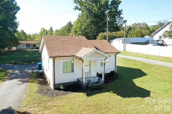 4173 Fork AVE, Hickory, NC 28602