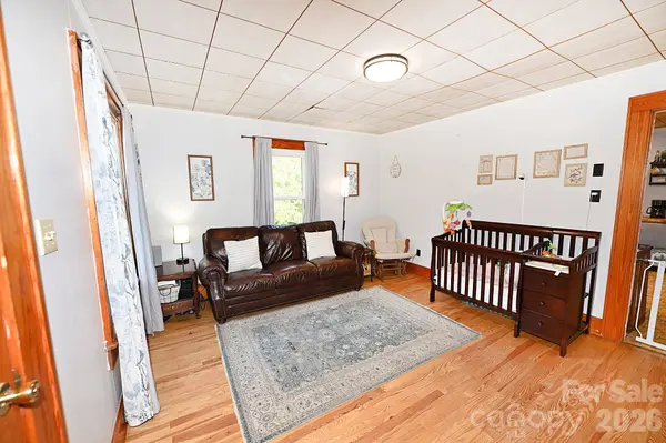 4173 Fork AVE, Hickory, NC 28602