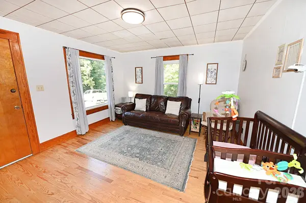 4173 Fork AVE, Hickory, NC 28602