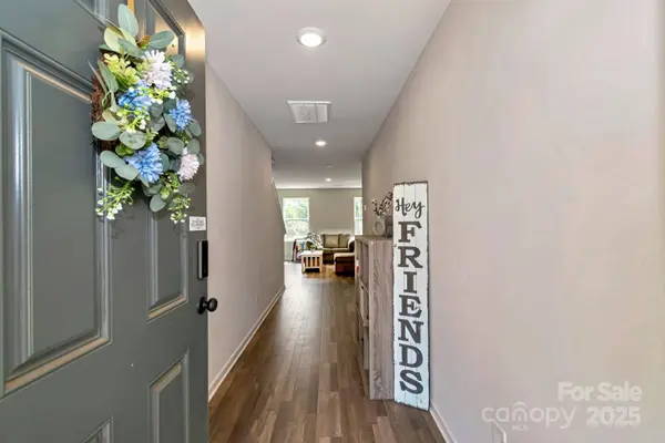 3305 Rian DR #18, Lenoir, NC 28645