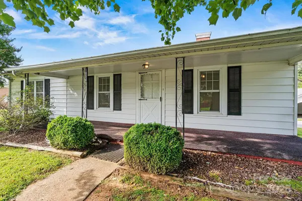 1030 Enola RD, Morganton, NC 28655