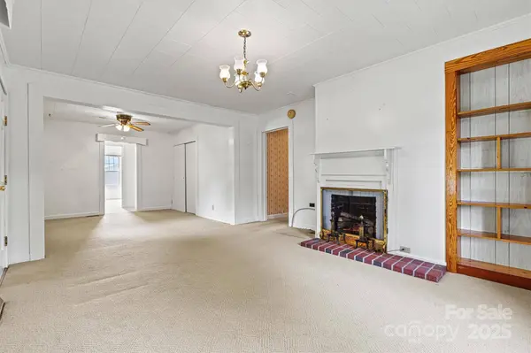 1030 Enola RD, Morganton, NC 28655