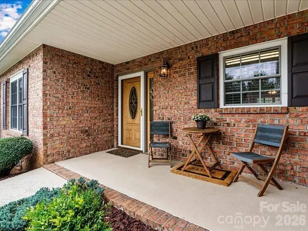 1284 Wexford Village CIR NE #31, Lenoir, NC 28645