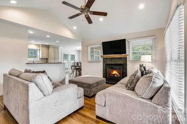 7412 W NC 10 HWY, Vale, NC 28168