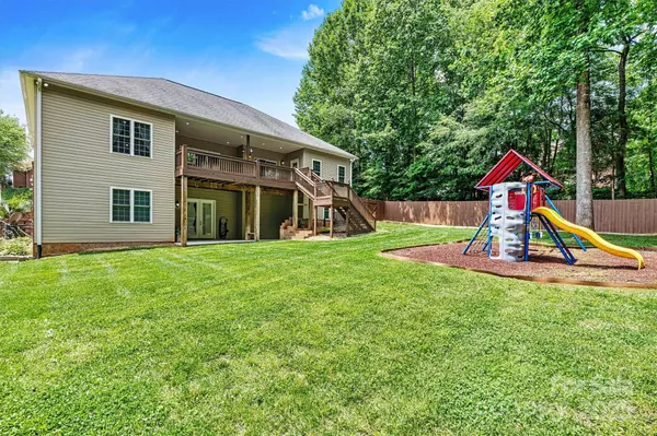 1616 Indian Springs DR NW, Conover, NC 28613