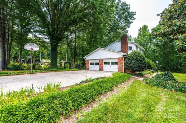 3781 Dover ST, Claremont, NC 28610