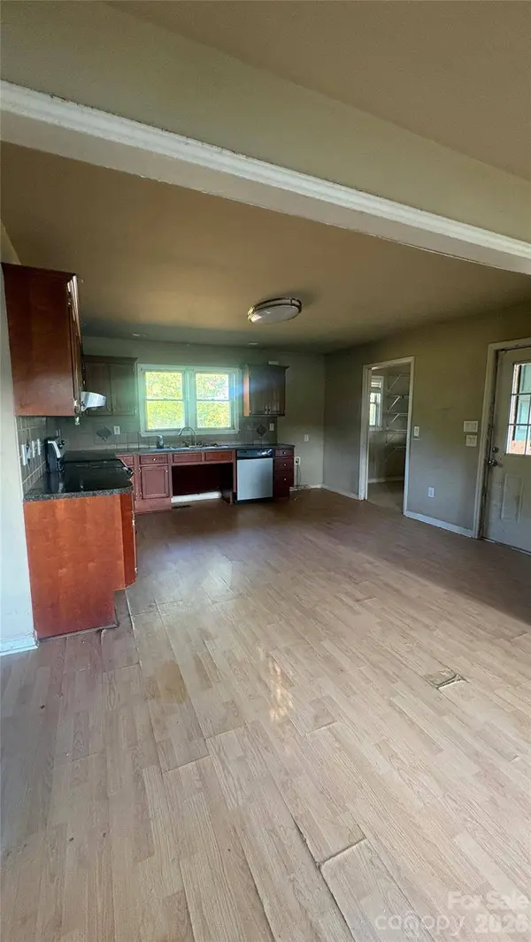 199 Country View RD, Statesville, NC 28625