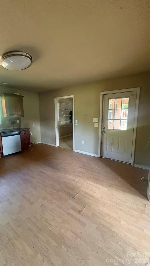 199 Country View RD, Statesville, NC 28625