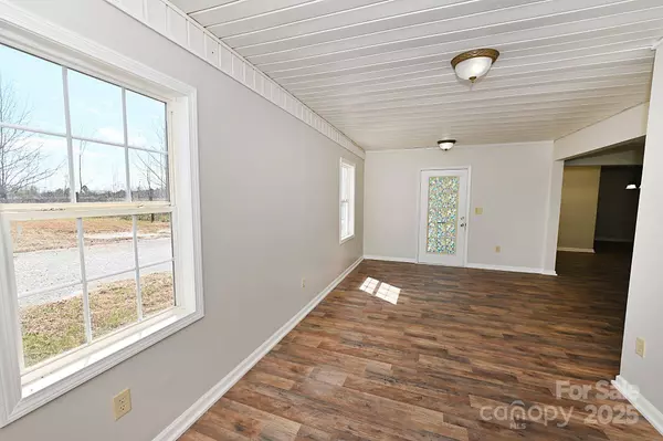 1412 Cliffside PL SE, Lenoir, NC 28645