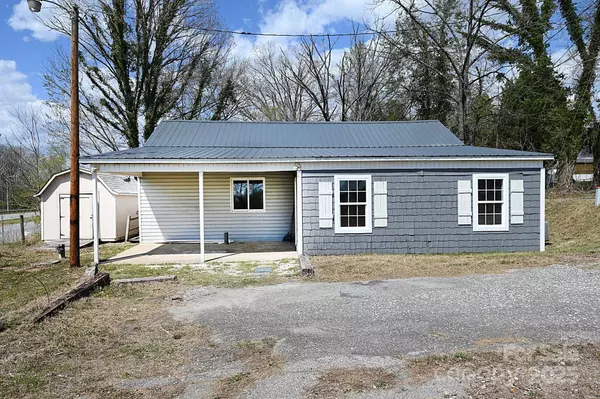 1412 Cliffside PL SE, Lenoir, NC 28645