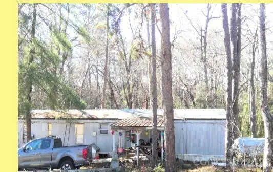 1357 Airport Rhodhiss RD #4, Hickory, NC 28601