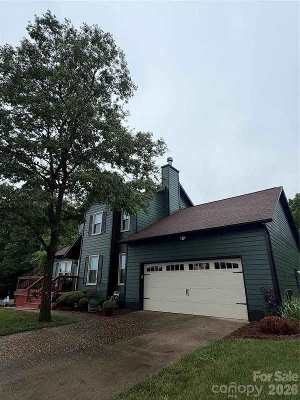 5438 Winding Oak DR, Hickory, NC 28602