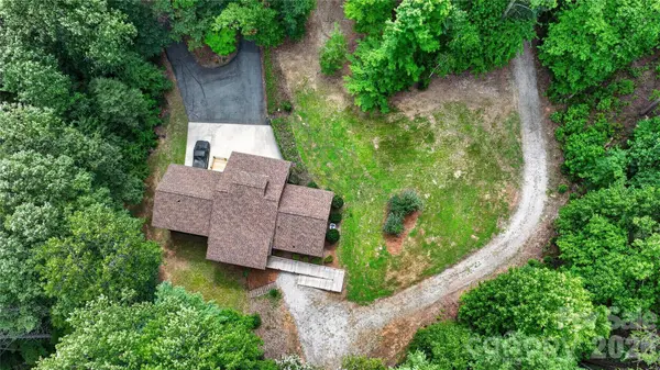 1044 Belvidere LN, Morganton, NC 28655
