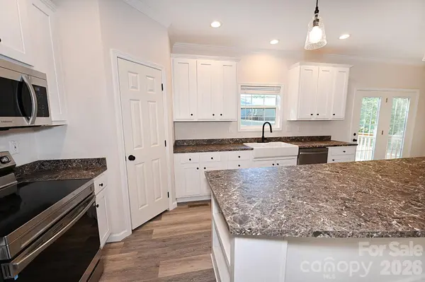 2026 Windigo ST, Newton, NC 28658