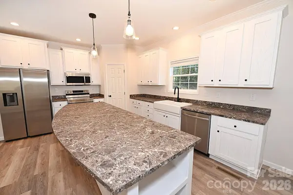 2026 Windigo ST, Newton, NC 28658
