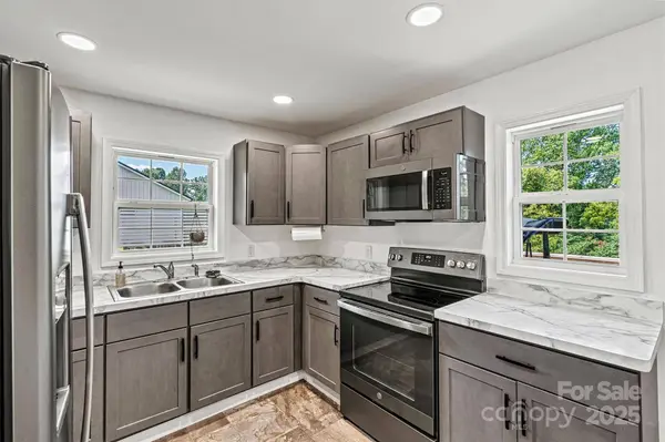 428 Folk ST NW, Lenoir, NC 28645