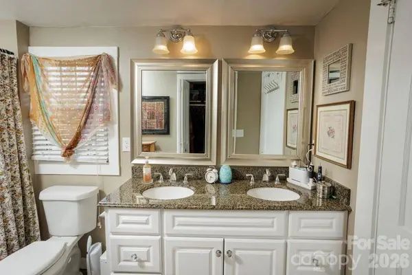 3084 W Main ST, Claremont, NC 28610