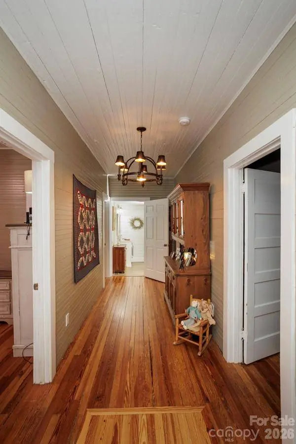3084 W Main ST, Claremont, NC 28610