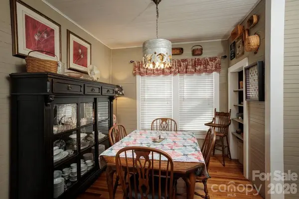 3084 W Main ST, Claremont, NC 28610