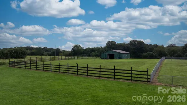 2915 TEXS FISH CAMP RD, Connelly Springs, NC 28612