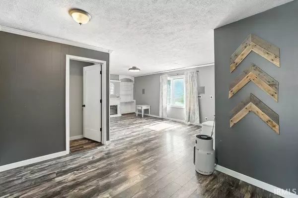 4622 E Macgregor Road, South Bend, IN 46614