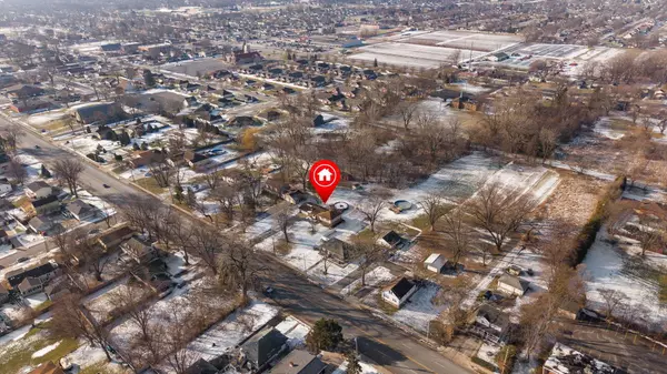 1138 N Broad ST, Griffith, IN 46319