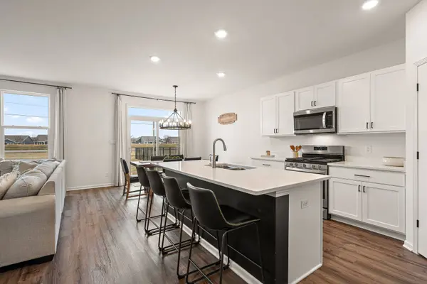 10550 Azalea DR, Crown Point, IN 46307