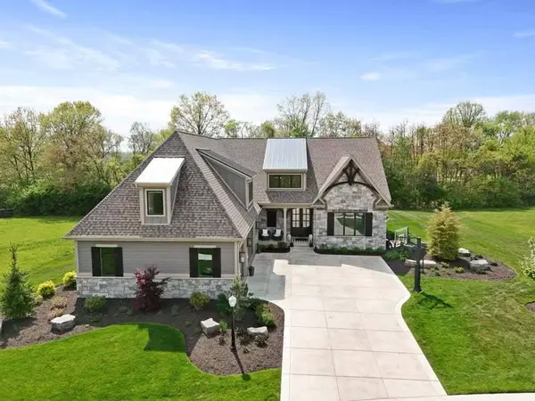 3703 Brigata DR, Valparaiso, IN 46385