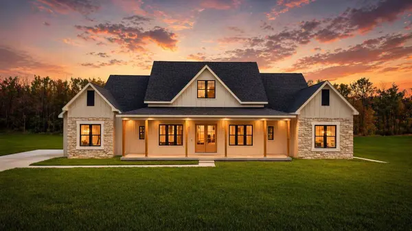 493 Stonebridge Pkwy, Valparaiso, IN 46383