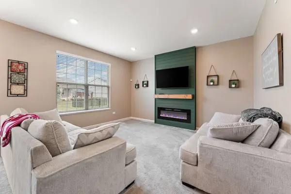 10048 W 145th AVE, Cedar Lake, IN 46303