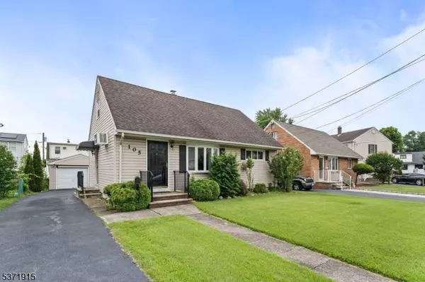 105 Greene Ave, Totowa Boro, NJ 07512