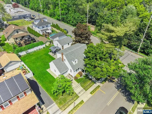 7 Maitland AVE, Hawthorne, NJ 07506