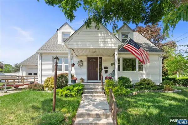 7 Maitland AVE, Hawthorne, NJ 07506