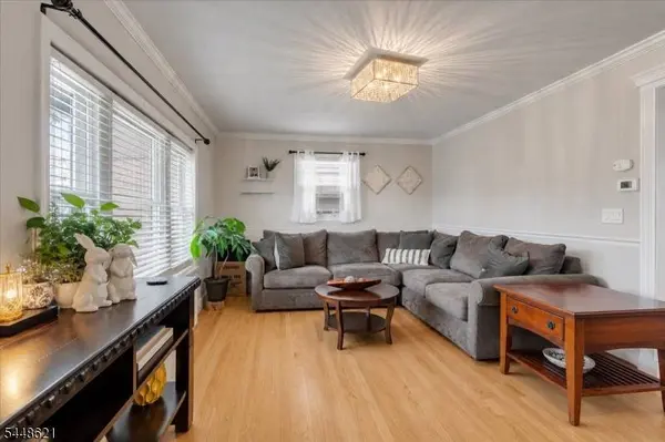 18 N 8Th St, Paterson City, NJ 07522