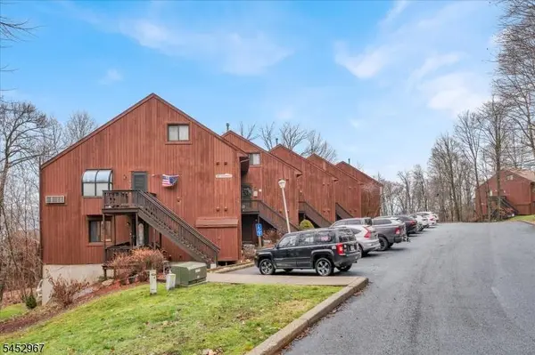 1 Purgatory Ct #9, Vernon Twp., NJ 07462