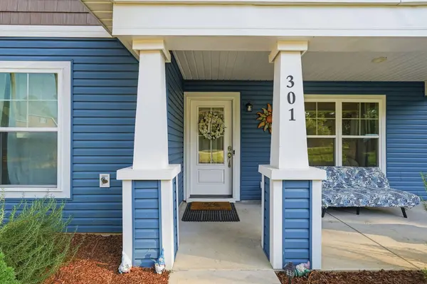 301 Country Club Rd, Saint Matthews, SC 29135