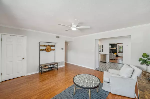 11 9Th Street, Shalimar, FL 32579